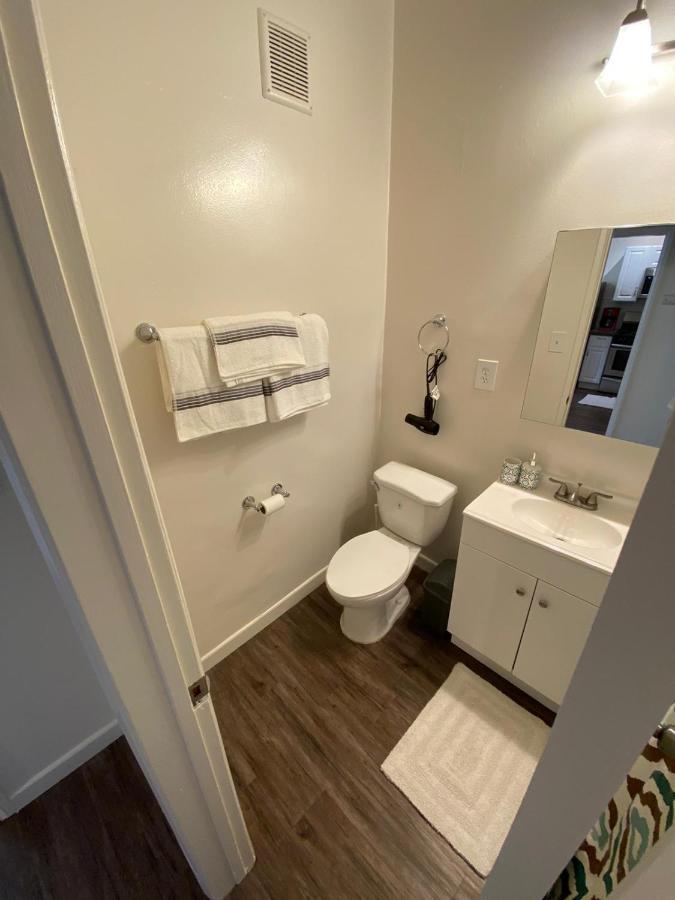 לוס אנג'לס Cozy Andcomfortable Hollywood Apartment מראה חיצוני תמונה